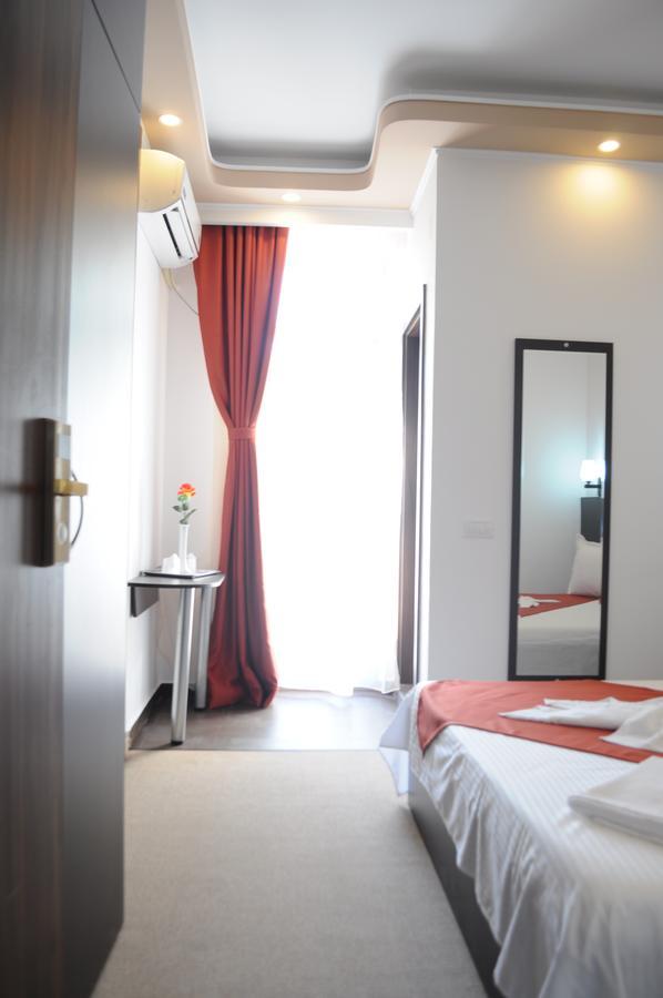 Hotel Evia Ефоріє-Норд Екстер'єр фото