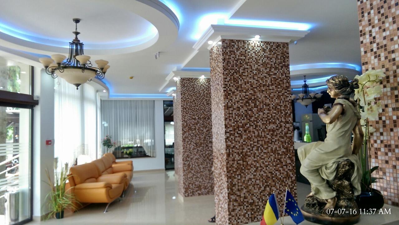Hotel Evia Ефоріє-Норд Екстер'єр фото